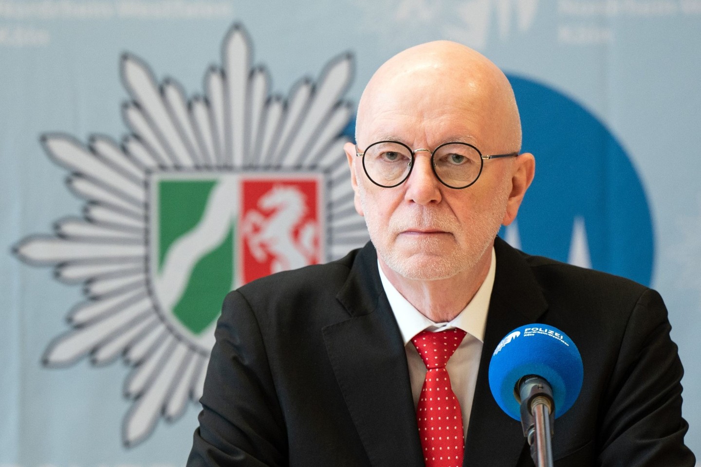 Der Kölner Polizeipräsident Uwe Jacob erläuterte die Ergebnisse der Emittler im Missbrauchskomplex Bergisch Gladbach.