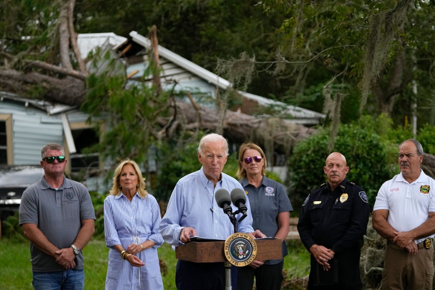 US-Präsident Joe Biden verspricht den Betroffenen des Tropensturms «Idalia» Hilfe.