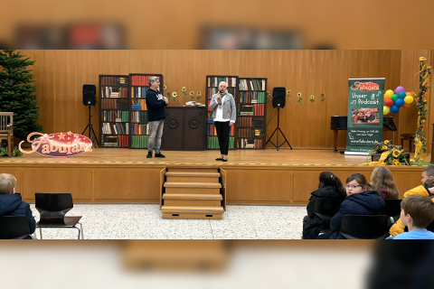 Kreissparkasse Wiedenbrück fördert Leseprojekt Fabulara an Grundschulen